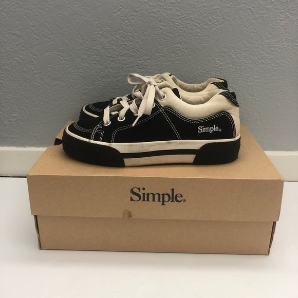 simple shoes 90s